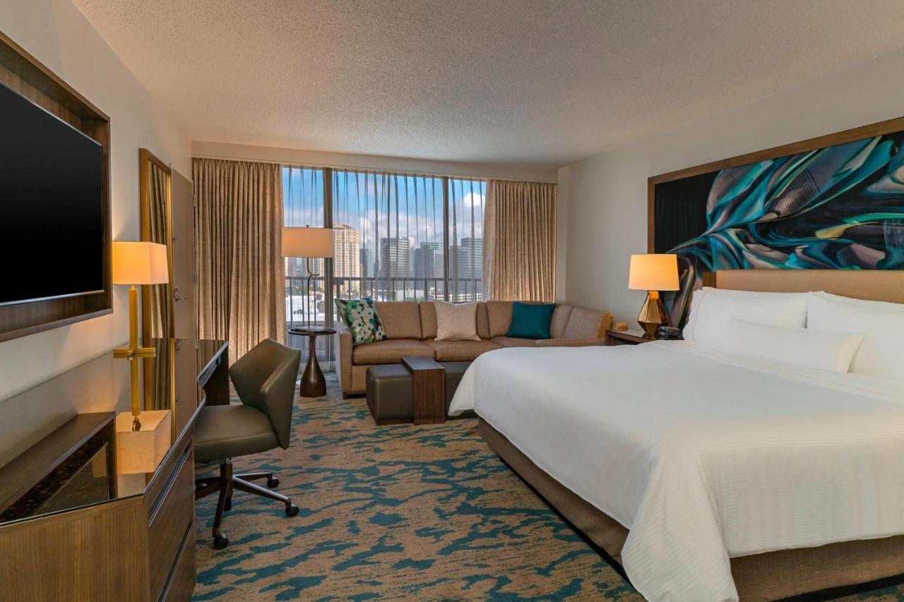 The Westin Galleria Hotel